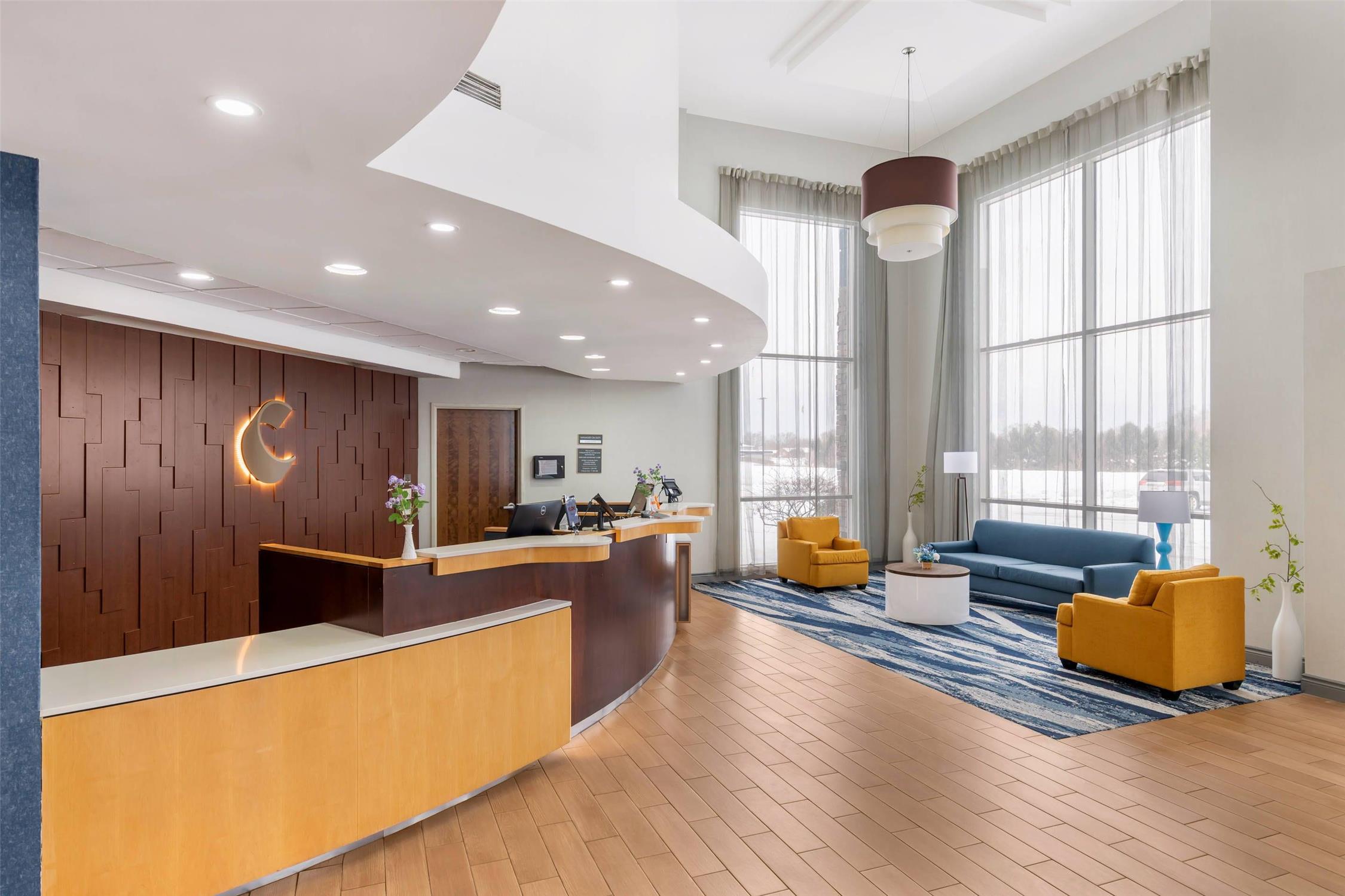Comfort Inn & Suites Watervliet 8/31