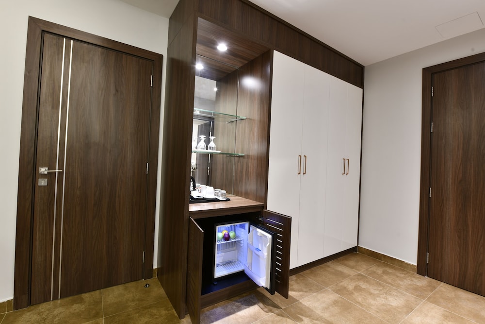 Juffair Boulevard Hotel and Suites 21/43