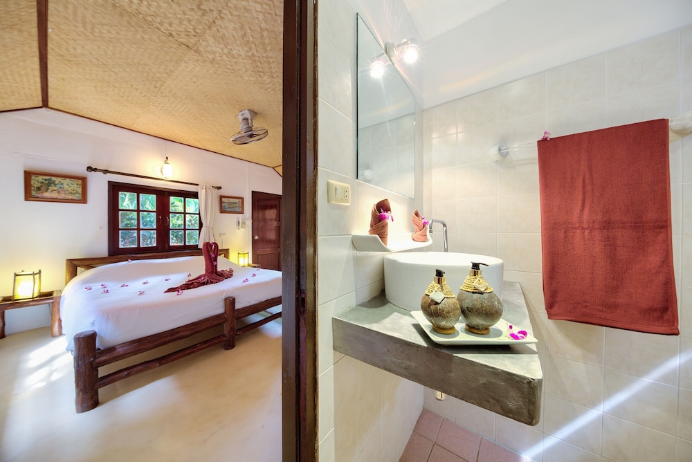 Eden Bungalows 47/71