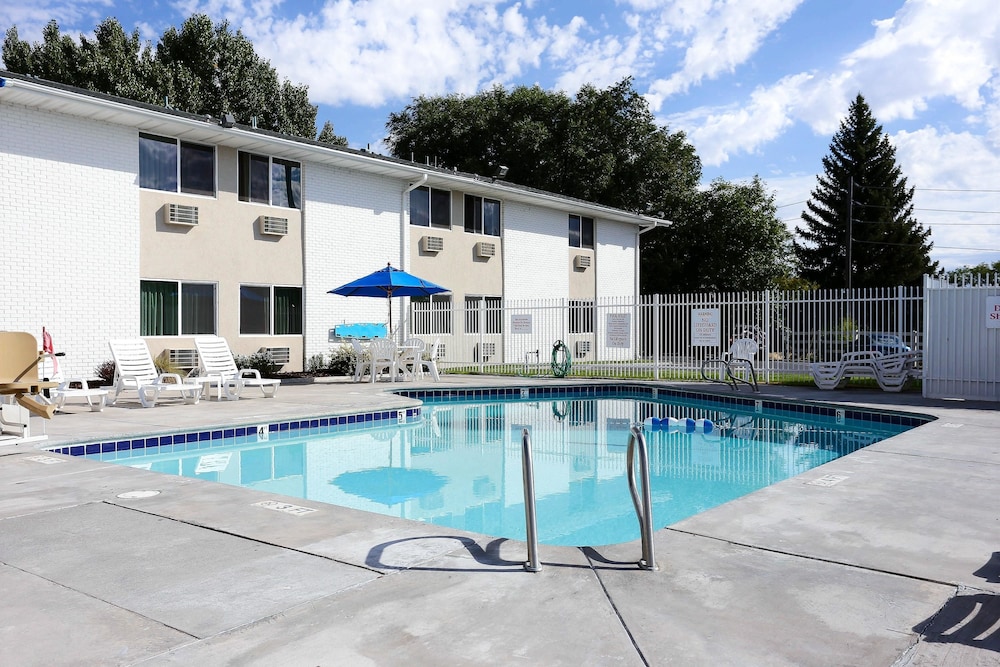 Econo Lodge Idaho Falls, ID 3/48