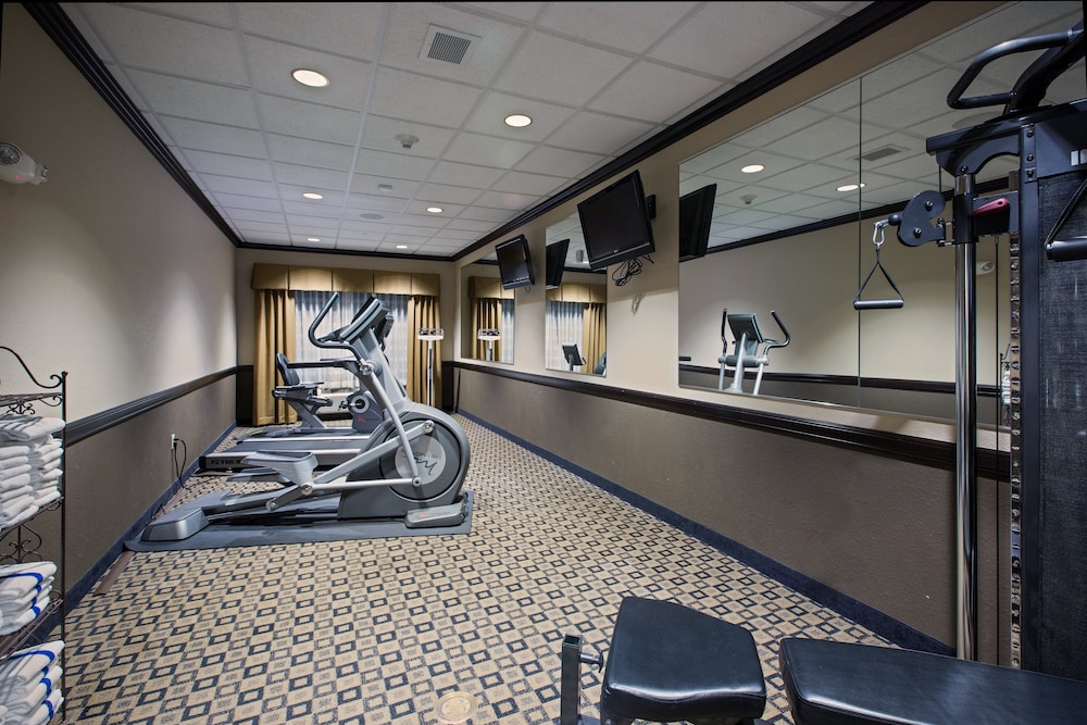 Holiday Inn Express Hotel And Suites Green Bay East 36/64
