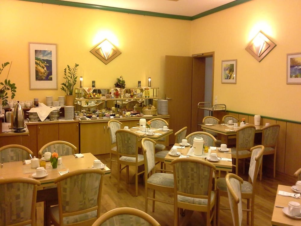 Hotel Am Schloss 31/50