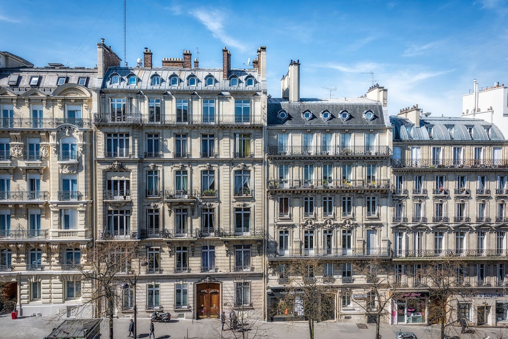 Etoile Park Hotel 2/69