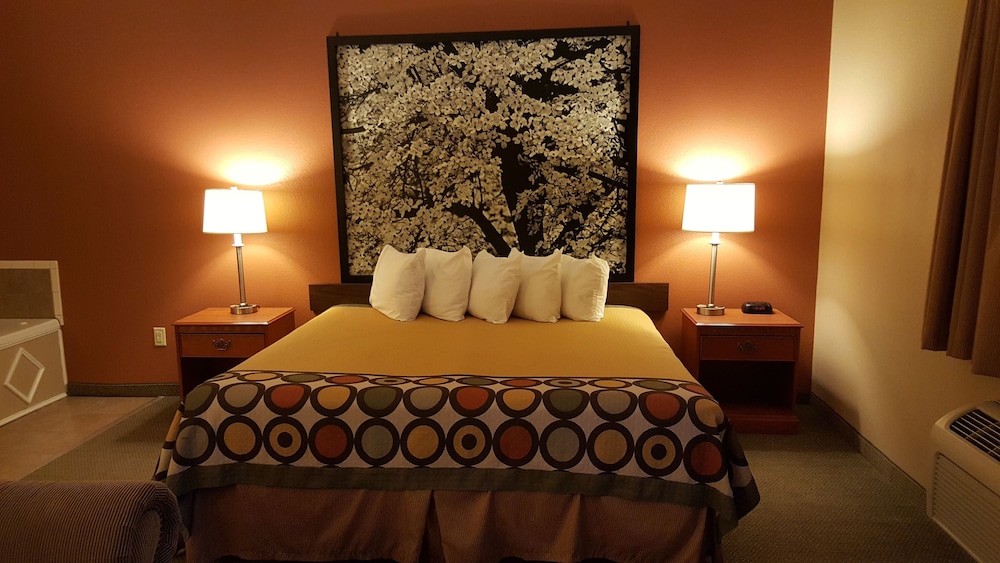 Super 8 By Wyndham Central City 9/16