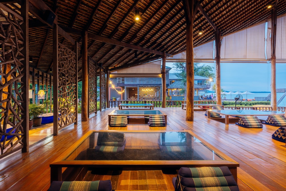 BAAN PLOY SEA 25/50