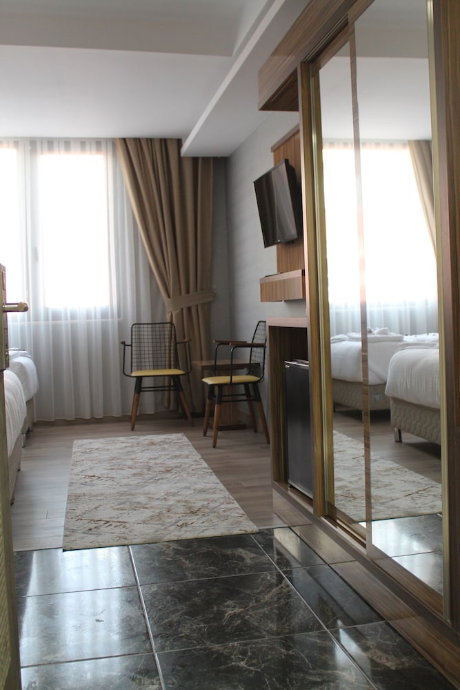 Dem Istanbul Airport Hotel 7/52