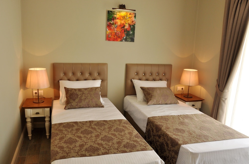 Sarban Hotel 7/30