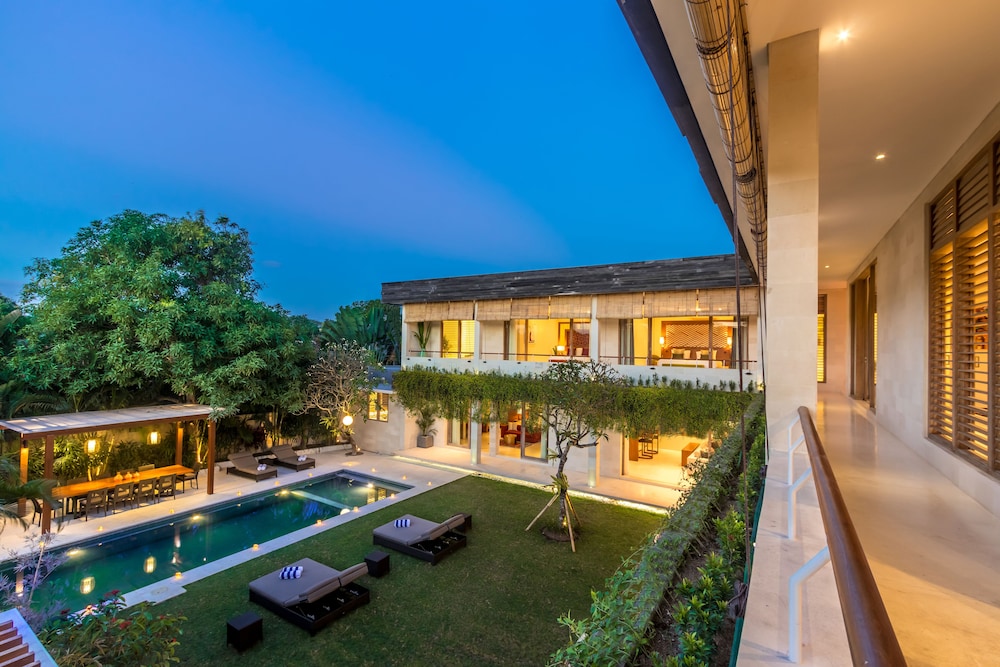 Villa Seriska Jimbaran Bali 11/28