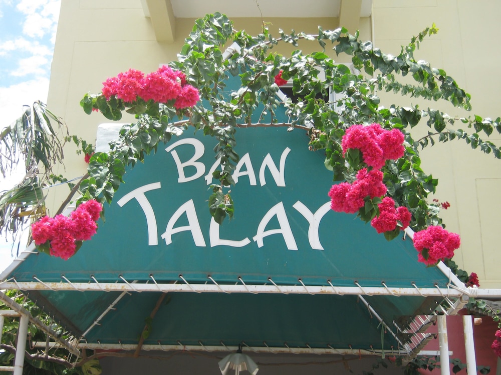Baan Talay 10/48