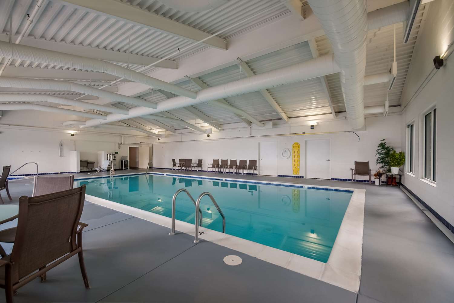Country Inn & Suites By Radisson, Fredericksburg South (I-95), VA 9/26