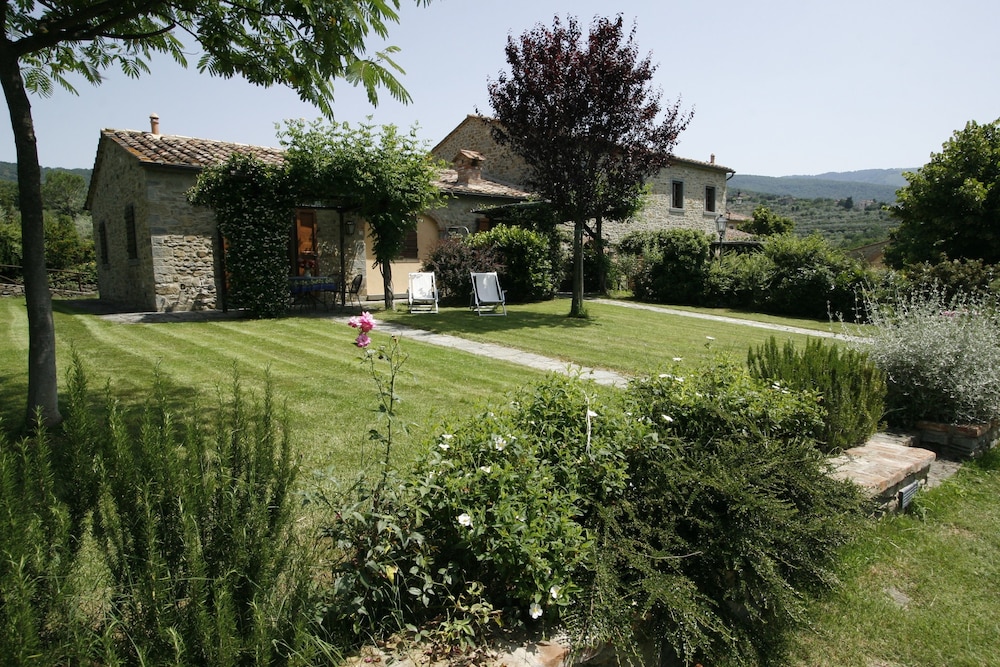 Borgo San Pietro 70/78
