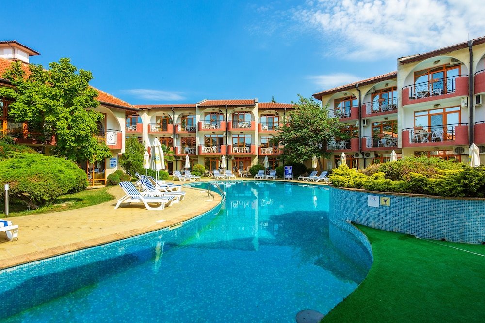 Sunrise Complex Hotel 44/50