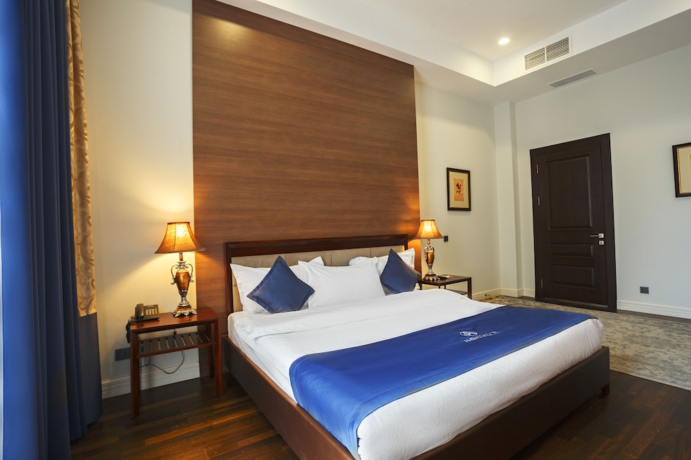 جناح بسرير مزدوج