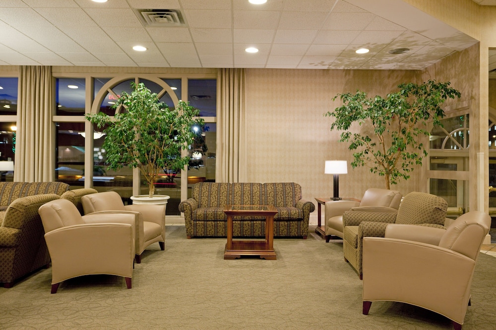 Holiday Inn Portland-By The Bay 37/74