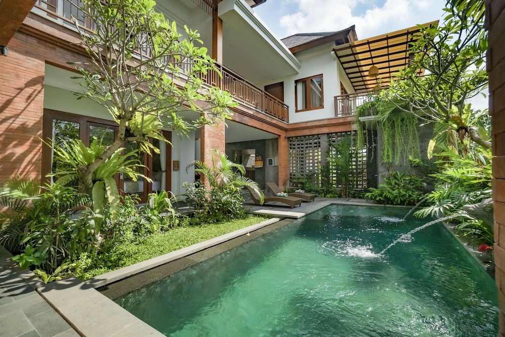 Villa Umah Shanti 42/50