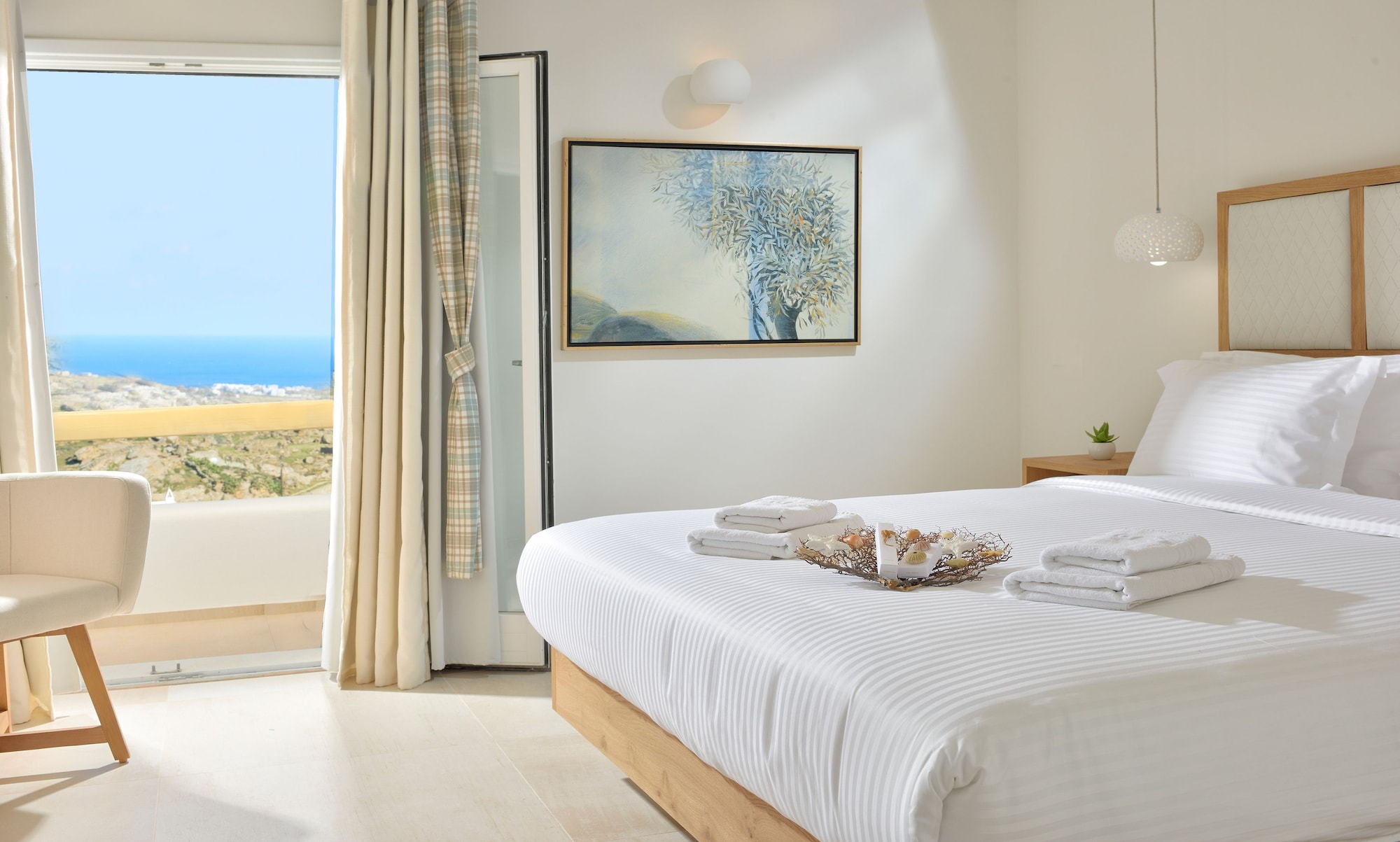 3 BEDROOMS, GRAND, VILLA