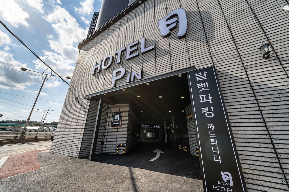Stay Month Hotel 27/35