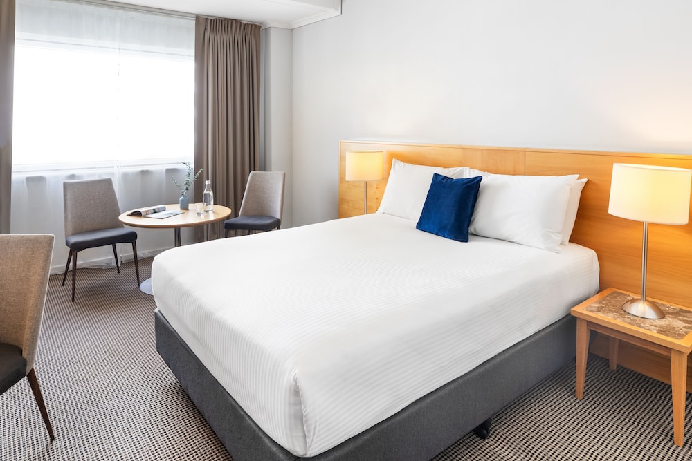 Novotel Perth Langley 31/68