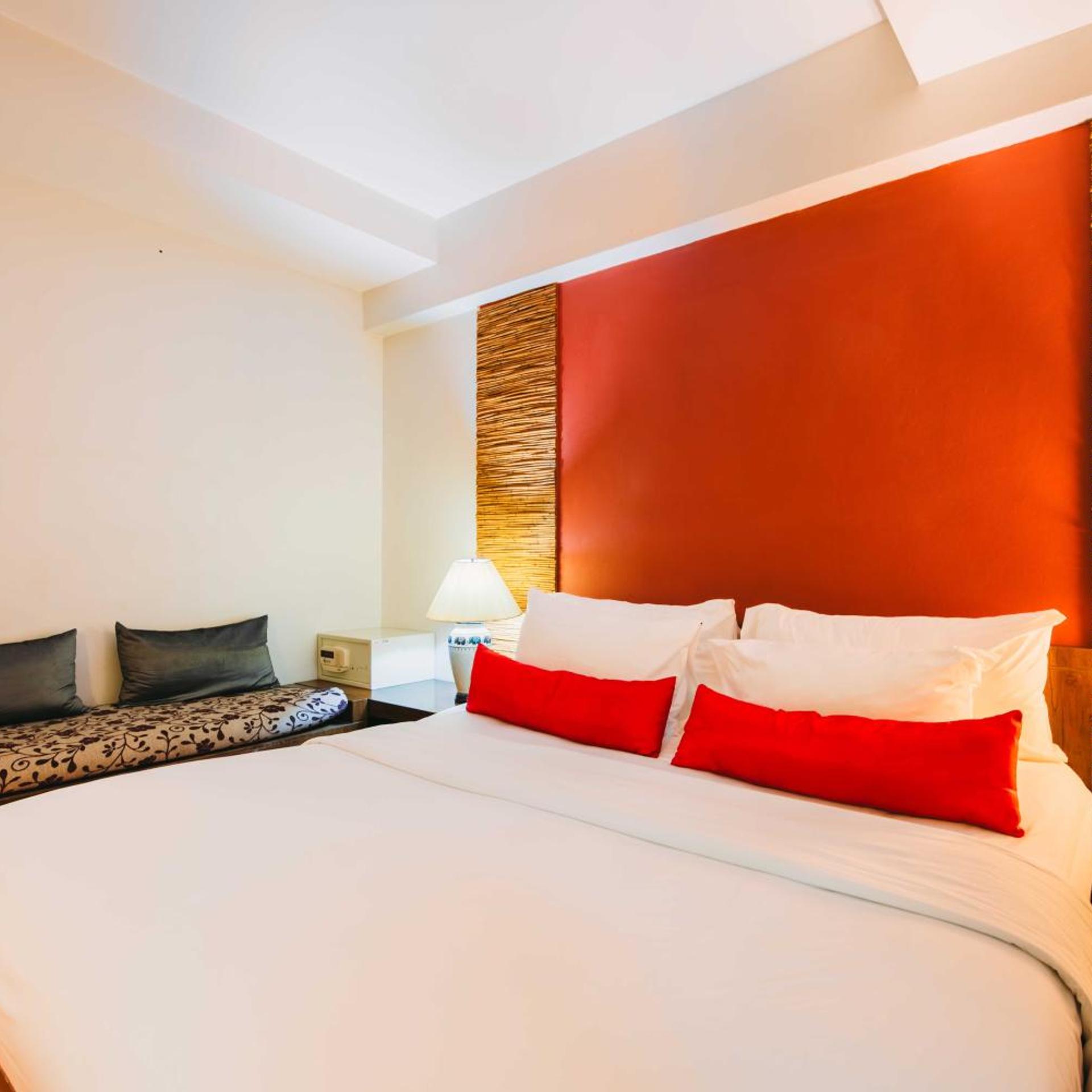 Superior, Double Bed, No Window