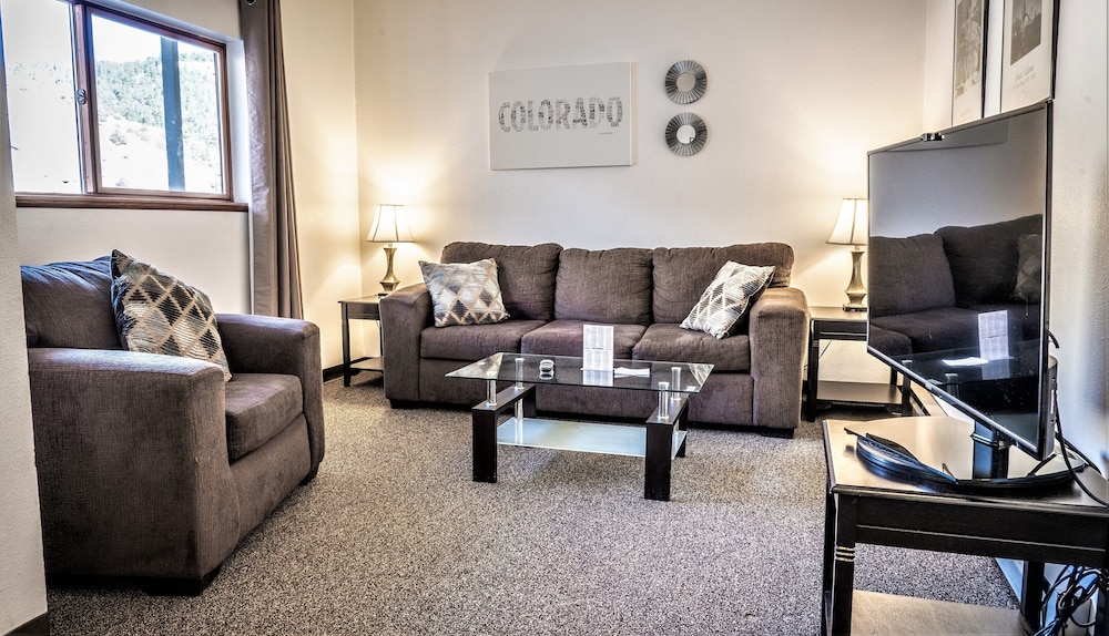 JC Suites 23/43
