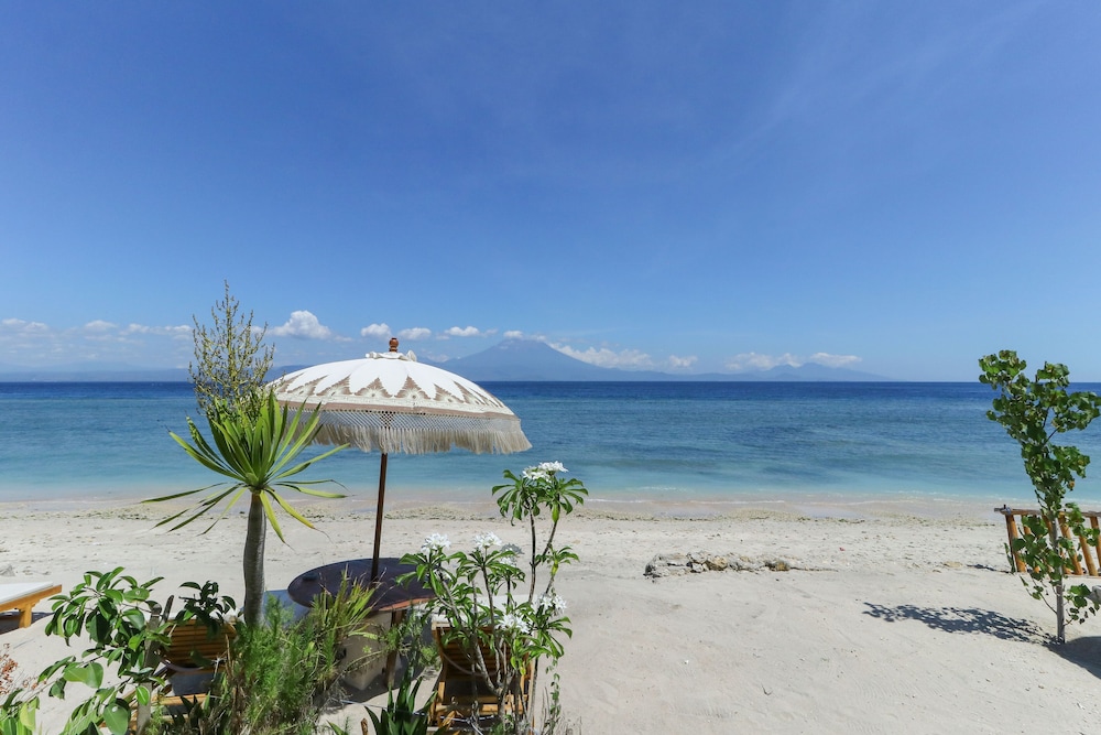 Road Beach Villa 39/53