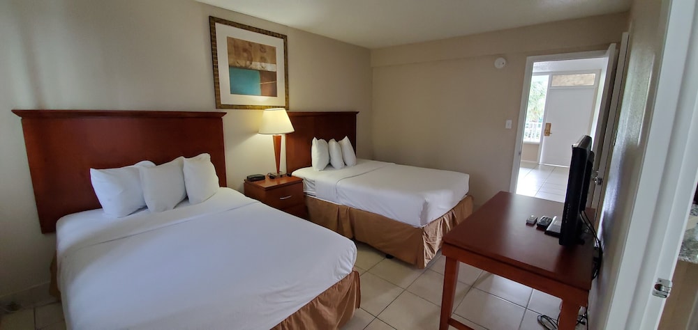 Clearwater Beach Hotel 12/50