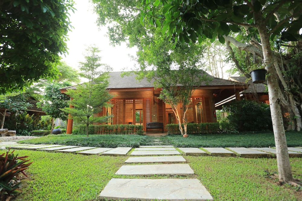 Chayana Resort 50/58