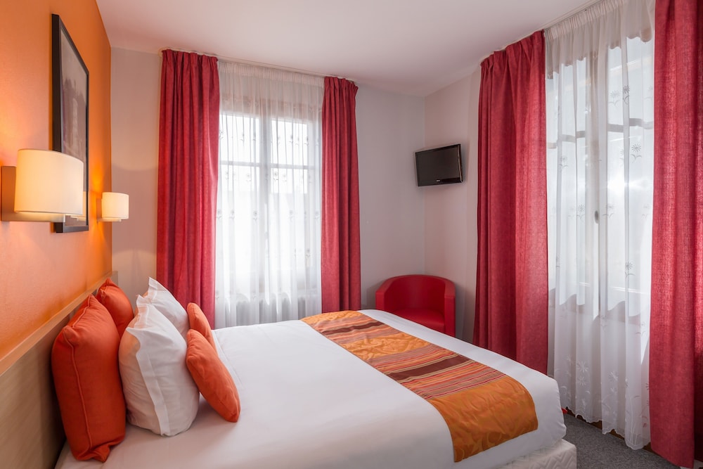 Logis Hotel la Terrasse Fleurie 12/43