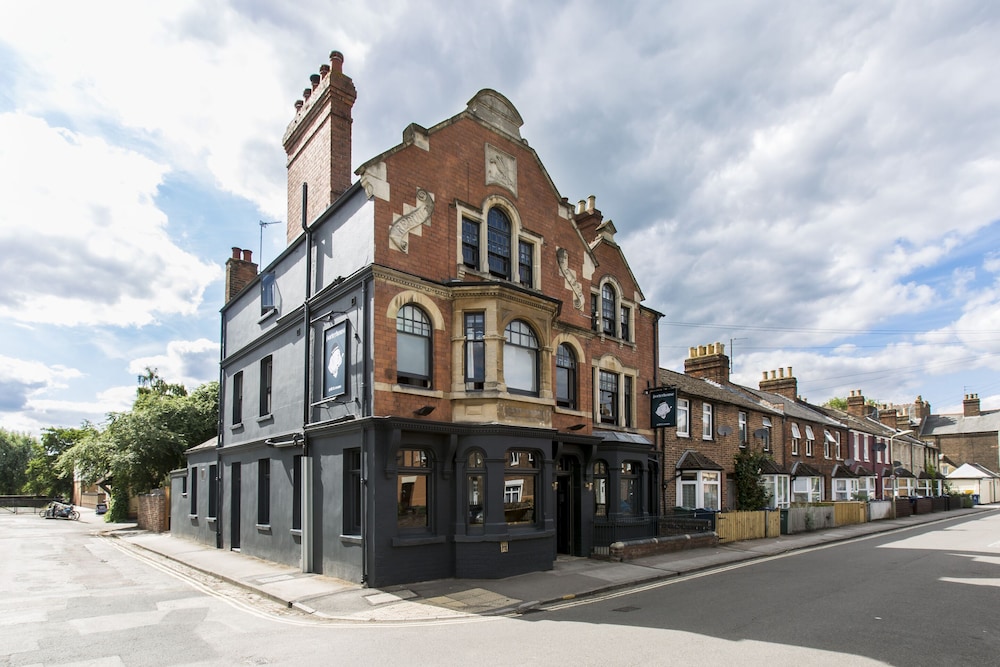 The Porterhouse Grill & Rooms 49/50