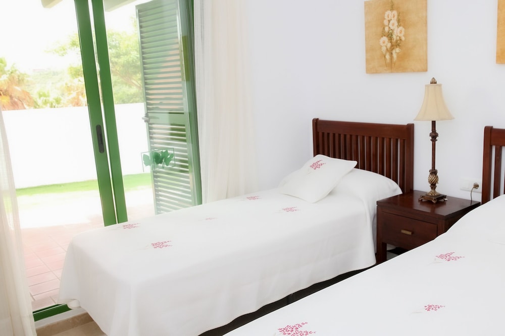 Hotel Apartamentos Manilva Sun Ex Apartamentos Pueblo el Goleto Manilva 12/66