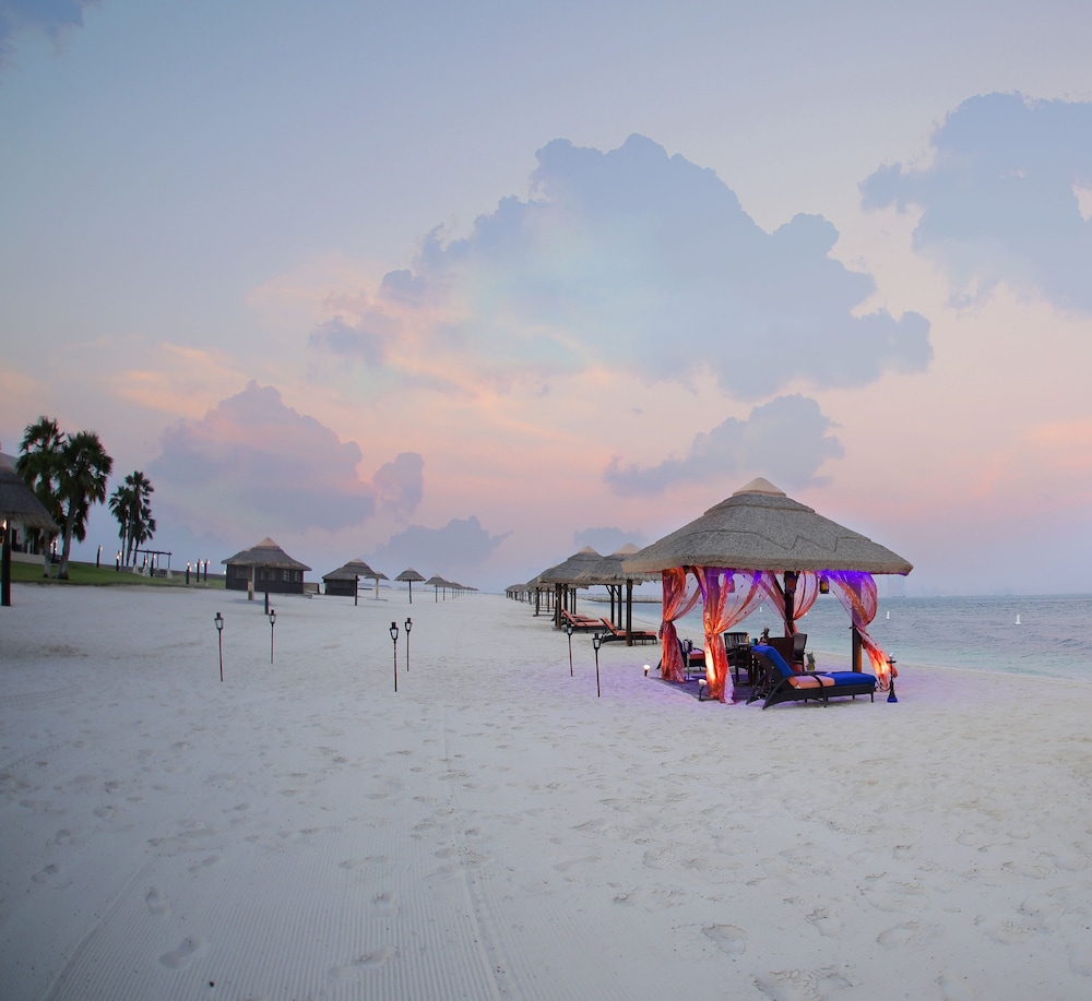 Al Maya Island & Resort 29/44