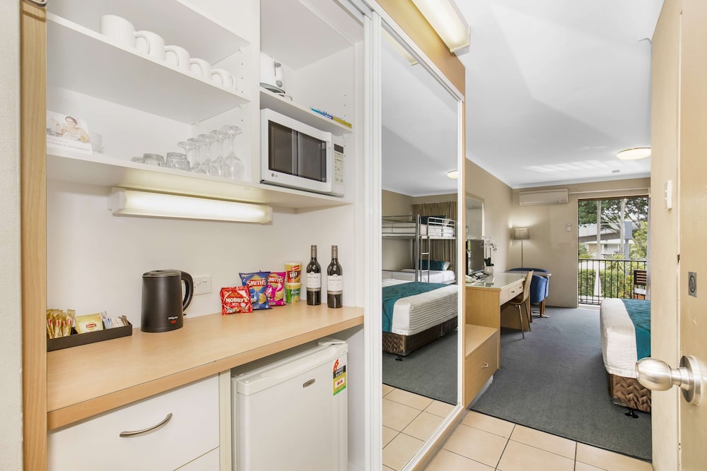 Best Western Airport 85 Motel 7/46