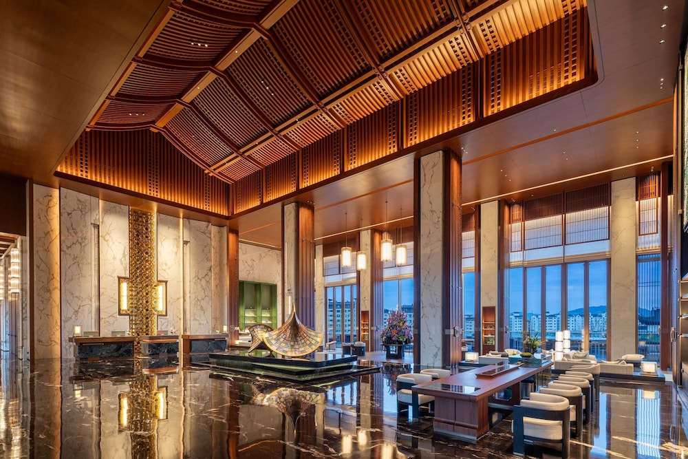 Wyndham Grand Tengchong Hot Spring 48/72