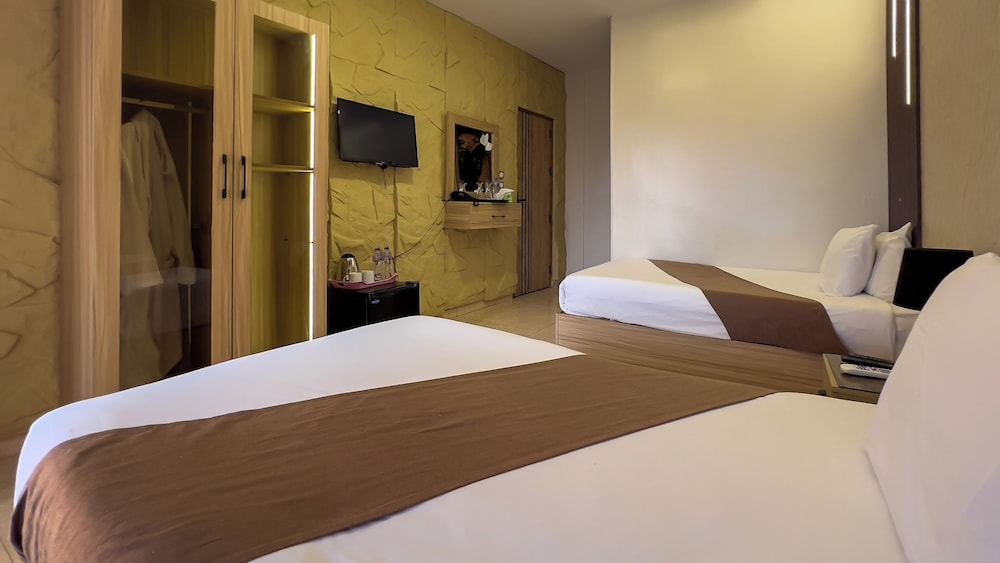 غرفة ملكية بسريرين منفصلين بجاكوزي، Giza Pyramids View Inn 3/8