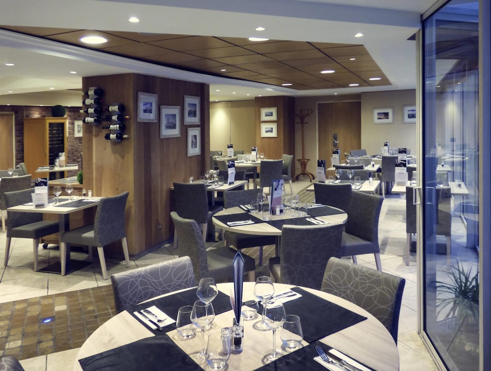 Hotel Mercure Abbeville Centre - Porte De La Baie De Somme 25/50
