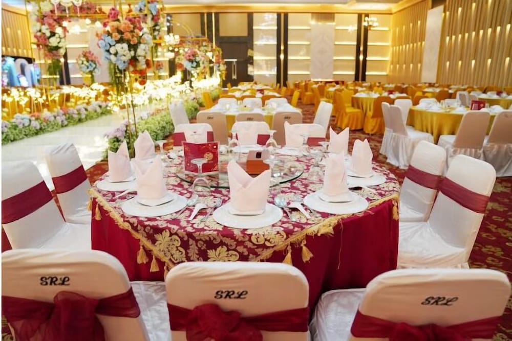Abadi Suite Hotel and Tower 20/27