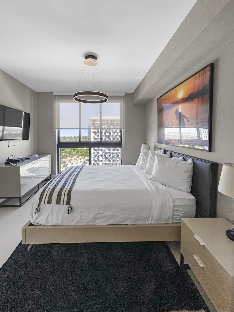 Provident Grand Luxury Short Term Residences 15/50