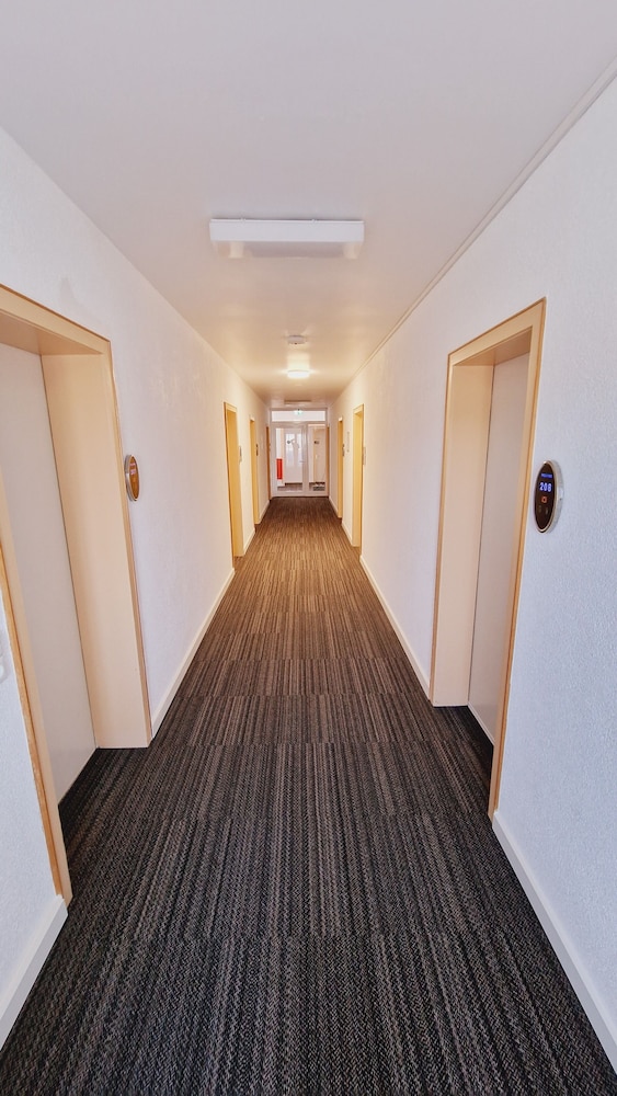 Hotel Garni Metzingen 35/49