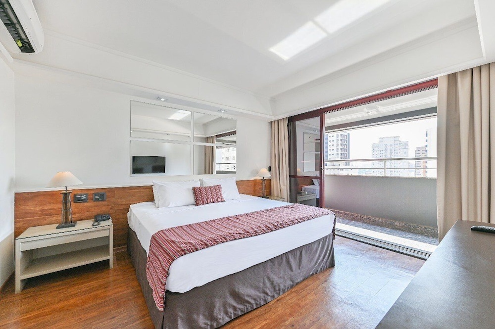 MASTER, DOUBLE BED
