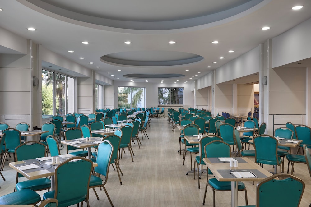 Esperides Beach Resort 37/50