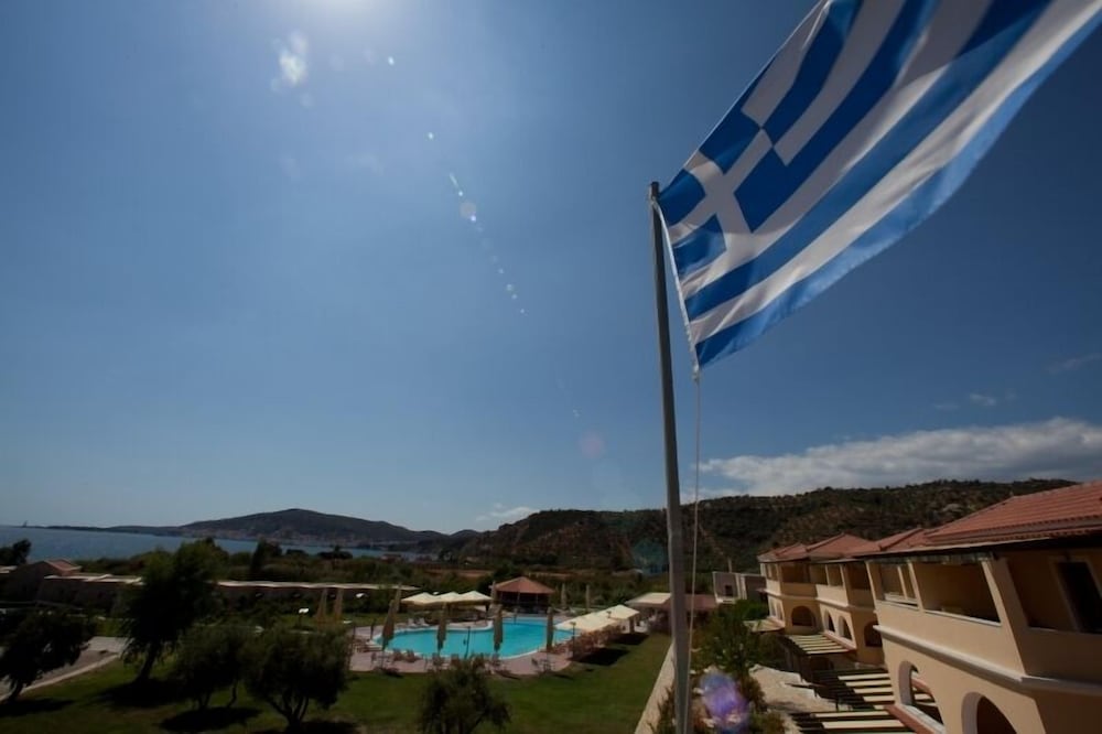 AKTAION RESORT 45/52