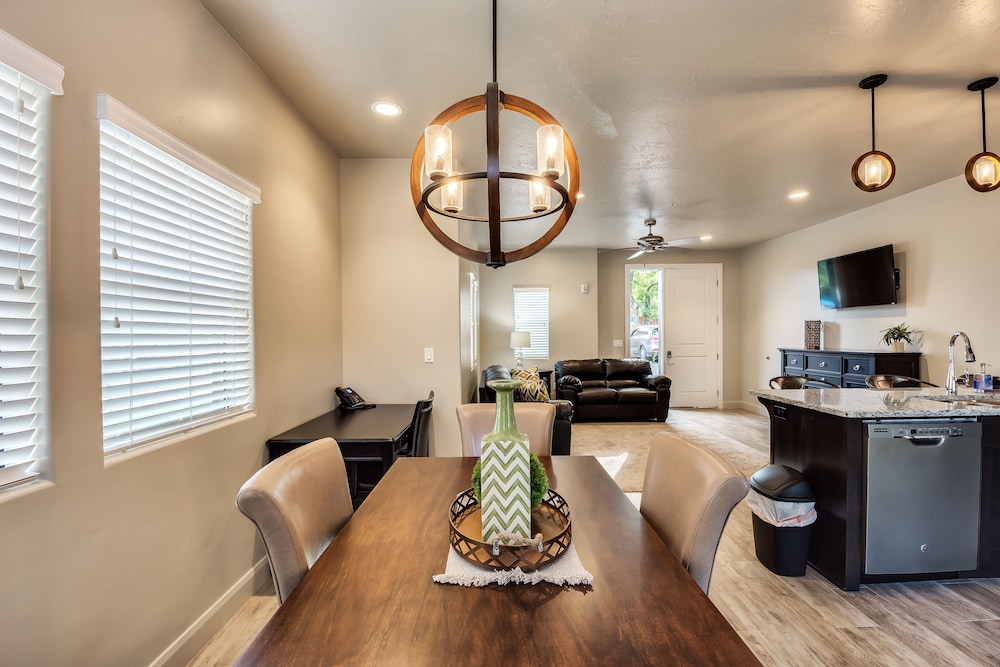 Watchman Villas 23/35