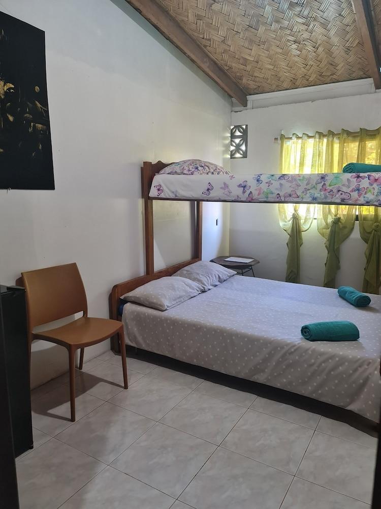 Group Room, Bunk Bed, Shared Bathroom