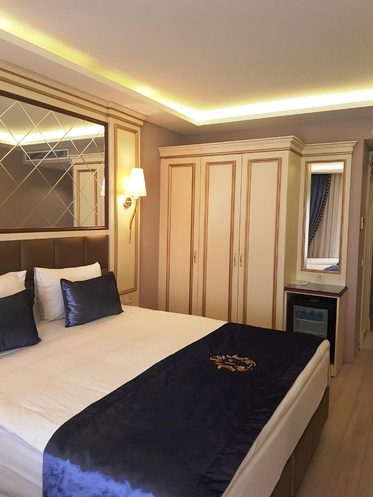 Deluxe, Triple, Multiple Beds