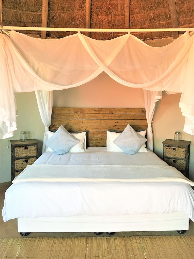 Swell Eco Lodge 5/31