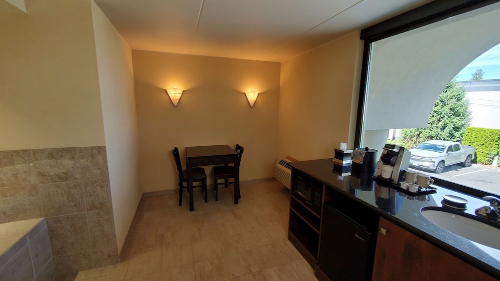 Best Western Plus Coeur D alene Inn 40/41