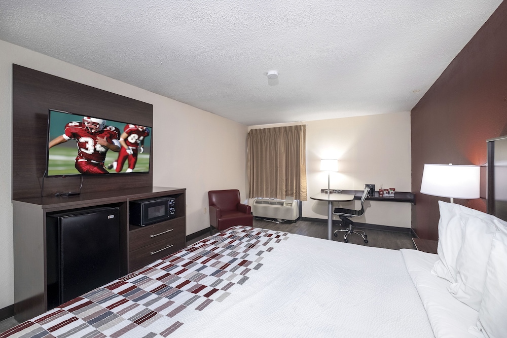Red Roof Inn Prattville 20/42