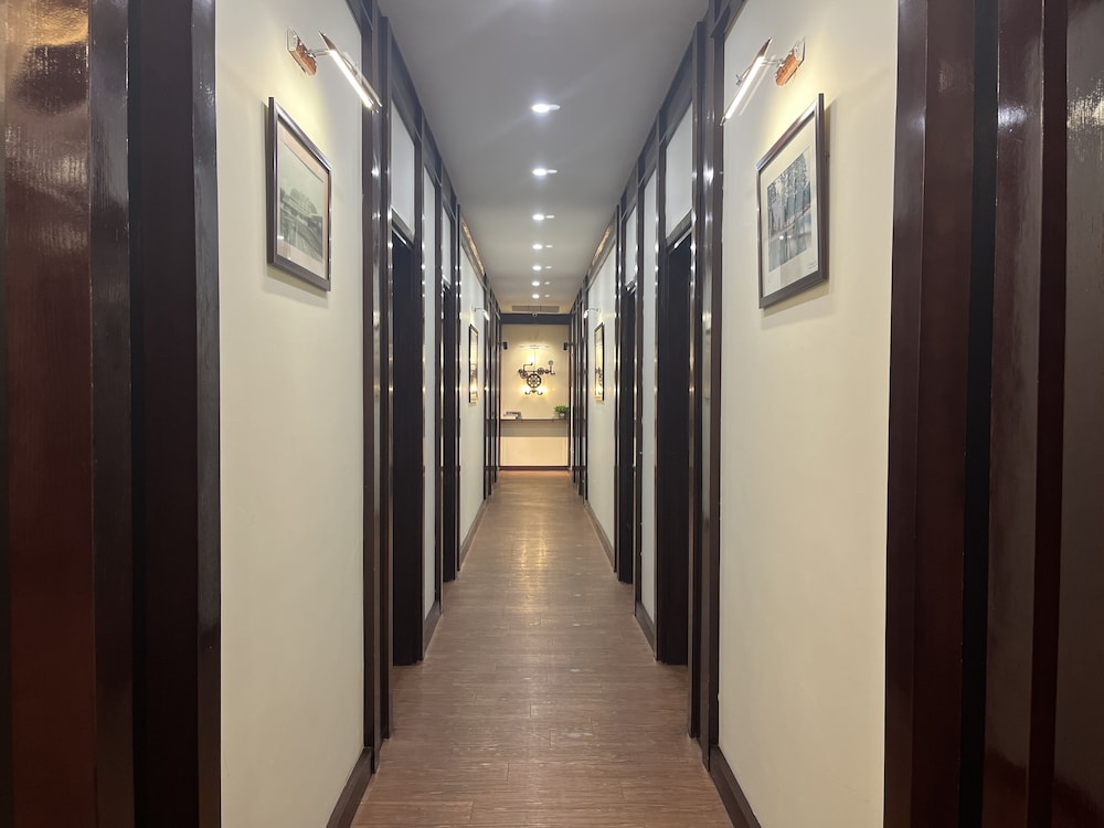 Mango Hotel Hanoi 25/50