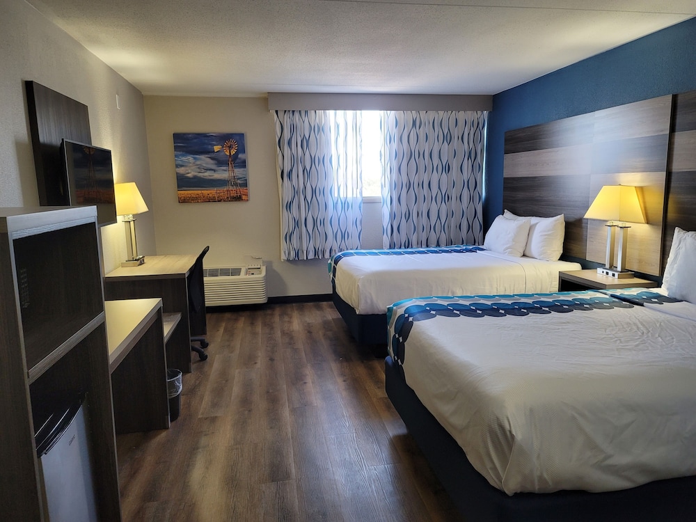 Wingate by Wyndham Wichita Airport 14/49