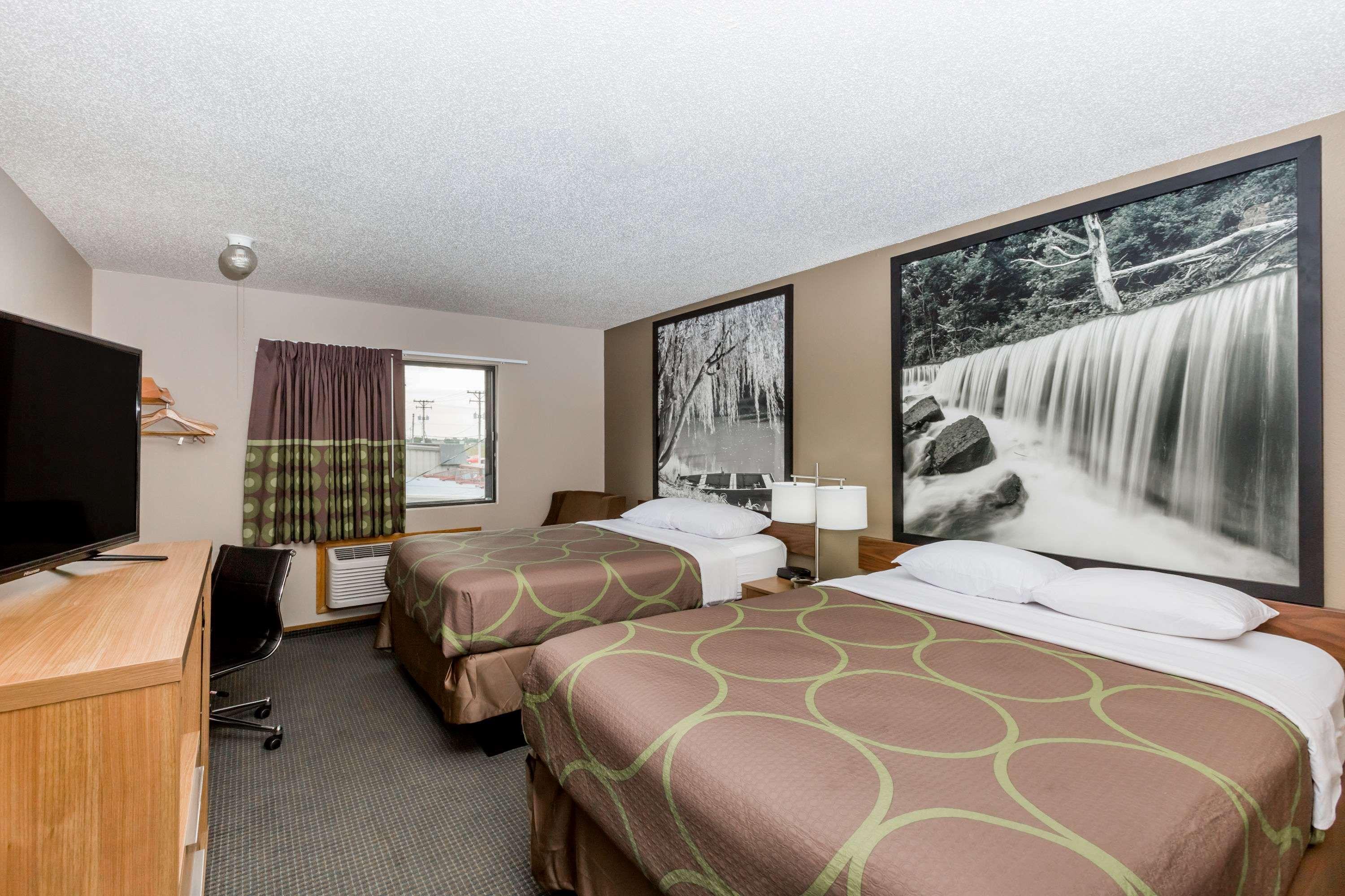 Super 8 by Wyndham Hays KS 6/30